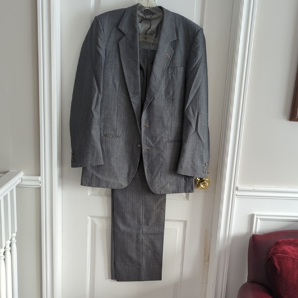 Vintage Men's Two Piece Suit - Picture 2 of 14